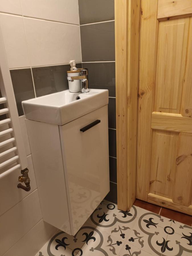 Apartman U Cechu อัลเบรชติเซ วี ยิแซร์สกี ฮอรา ภายนอก รูปภาพ